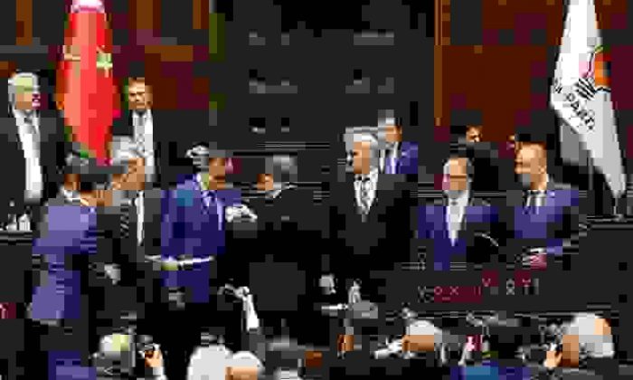 Çanakkale’nin MHP’li Başkanları Ak Parti’yi Tercih Etti