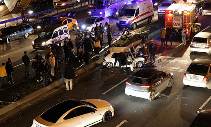 İstanbul’da Feci Kaza: 4 Yaralı
