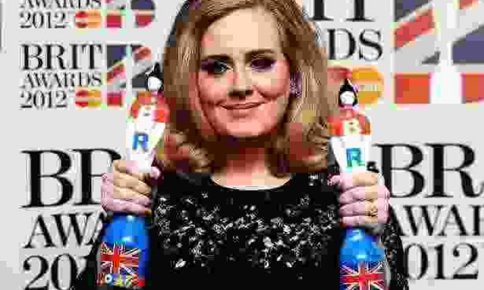BRIT Ödüllerinin Baş Tacı Adele!