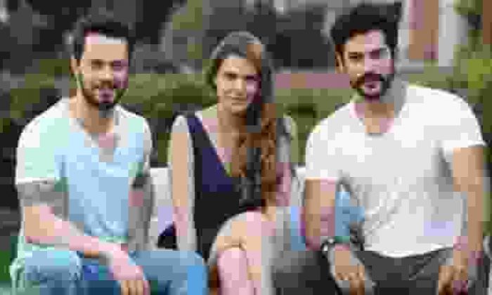 Kardeşim Benim Filminde Yer Alan Murat Boz Aslı Enver İle Aşk Mı Yaşıyor?