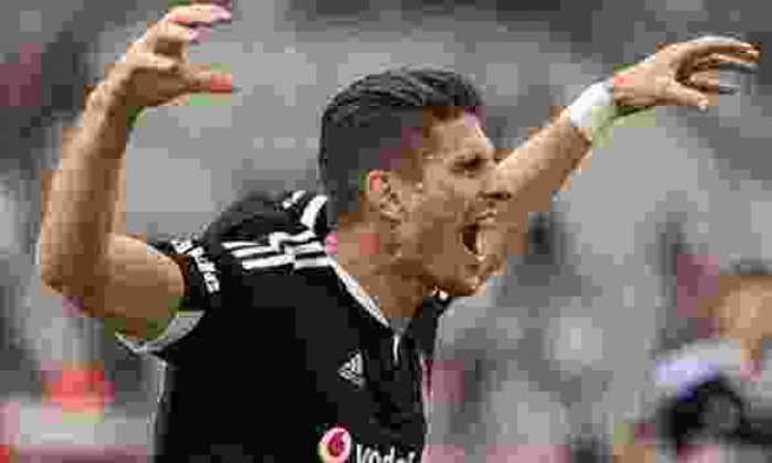 Beşiktaş’ta Mario Gomez Fırtınası Sürüyor