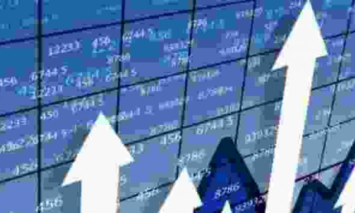 Borsa Zirveye Çıktı! Dolar Yükselişe Geçti