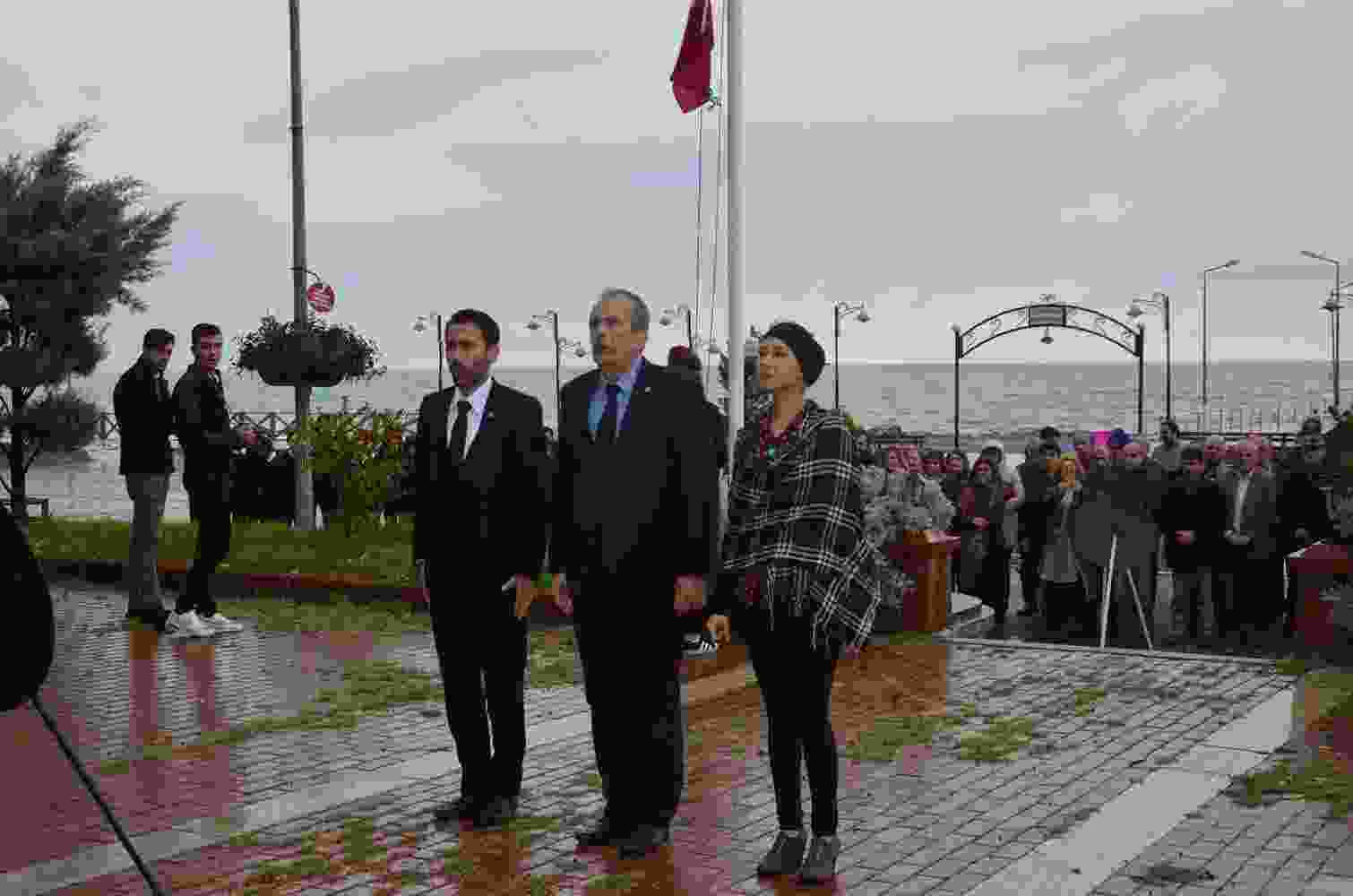 Yağmura Rağmen Cumhuriyet Bayramı İçin Alternatif Tören