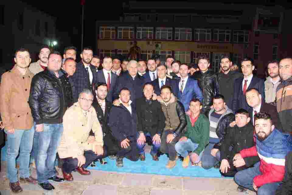 Sinop Başbakanı Bağrına Bastı