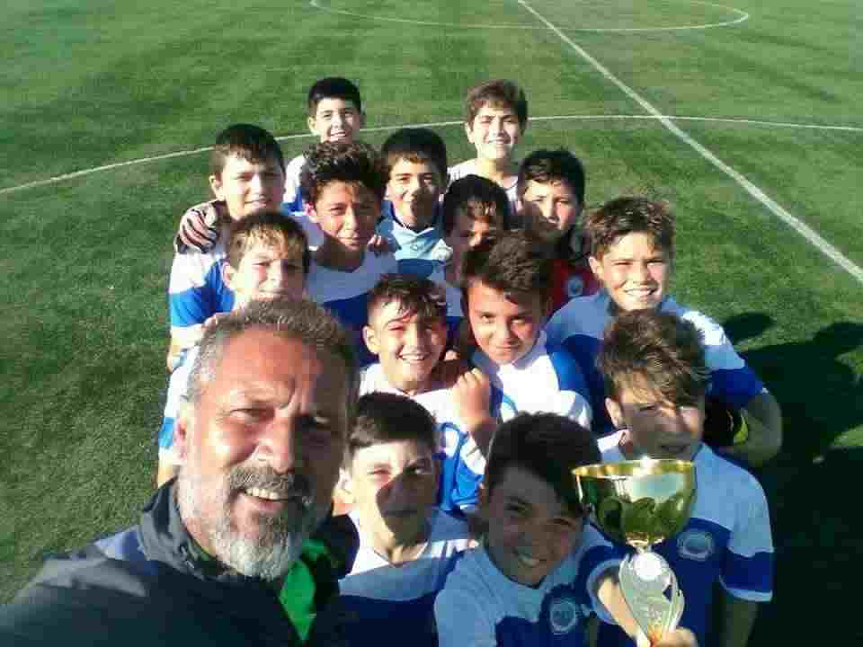 Ayancık Belediyespor U12'de şampiyon oldu