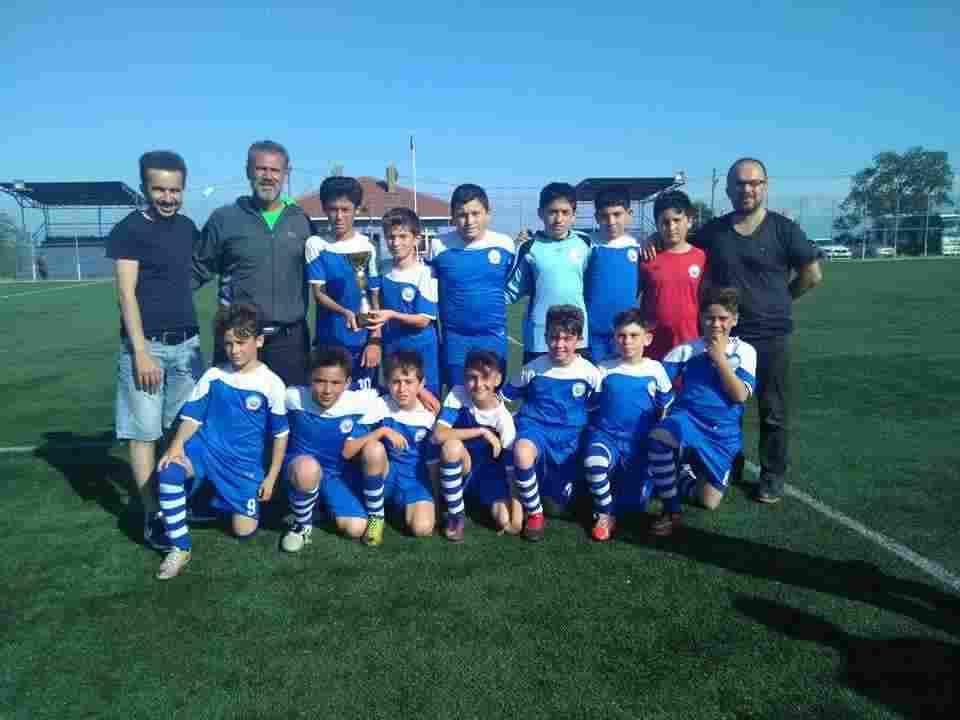 Ayancık Belediyespor U12'de şampiyon oldu