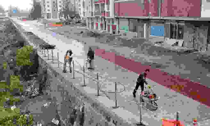Bisiklet ve yürüyüş yolunda çalışmalar sürüyor
