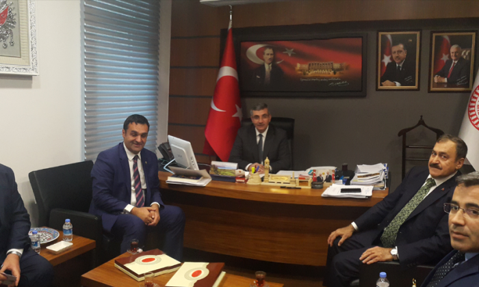 CHP’Lİ BAŞKANLAR ORMAN VE SU İŞLERİ BAKANI EROĞLU’NU ZİYARET ETTİ
