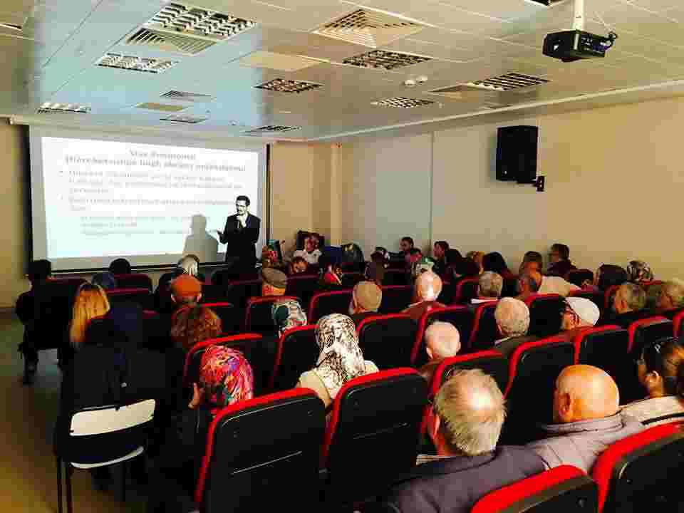 AYANCIK DEVLET HASTANESİ'NDE KONFERANS