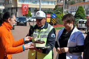 10 yıldır aynı kavşakta mesaide