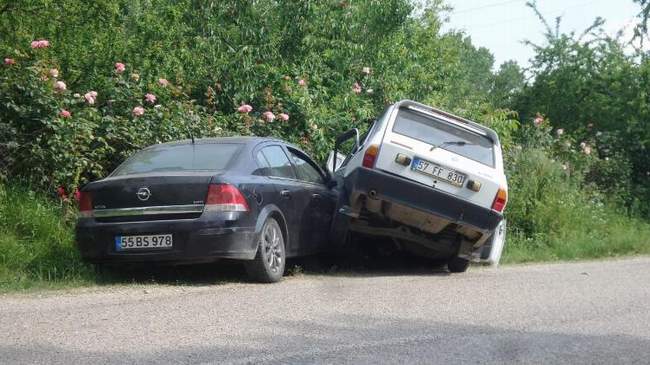 Sinop’ta trafik kazası: 2 yaralı