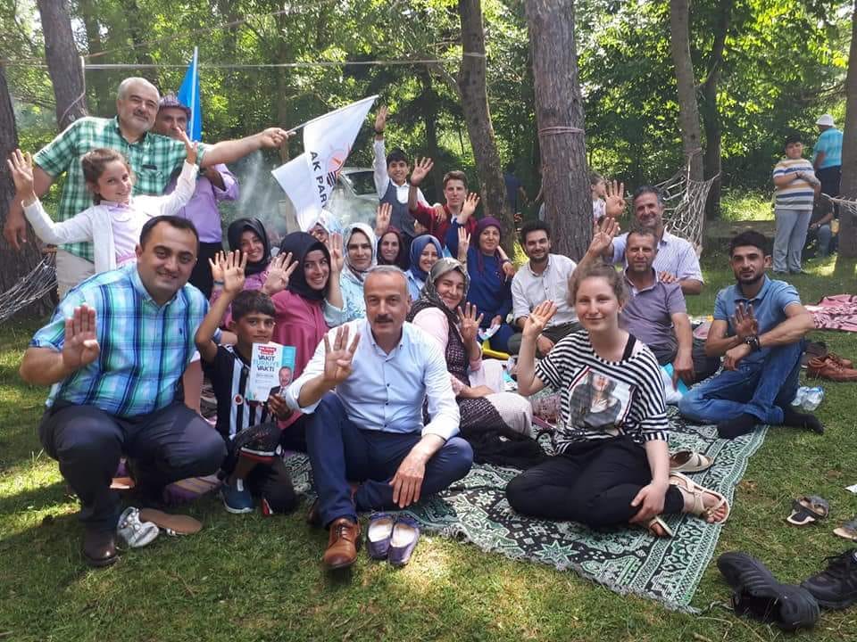 AK Parti Sinop Milletvekili Adayı Ayhan Ergün durmak bilmiyor