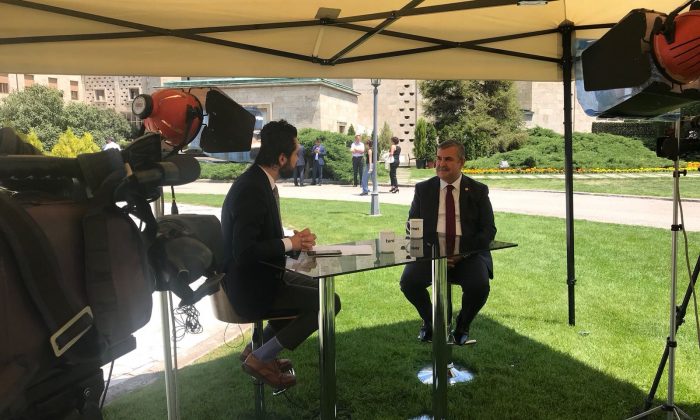 MAVİŞ TVNET EKRANLARINA GÜNDEMİ DEĞERLENDİRDİ