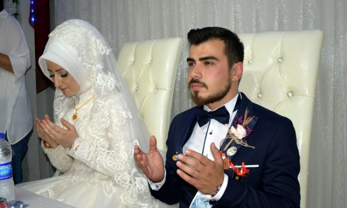 Sinoplu Gazi görkemli bir düğün merasimi ile dünya evine girdi.