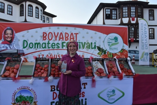 Boyabat'ta Domates Festivali