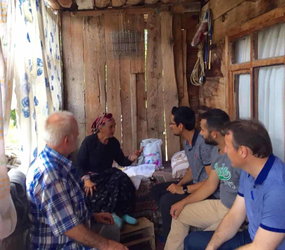 Ayancık Köylerindeki Hastalar Evlerinde Ziyaret Edildi