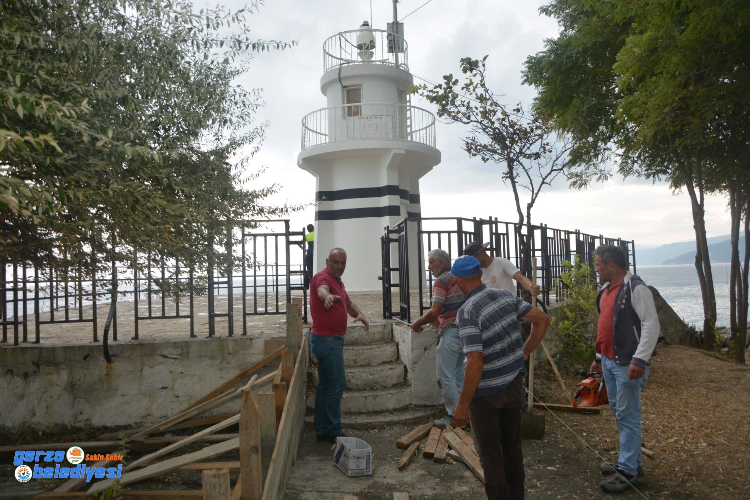 Deniz Feneri Yenileniyor