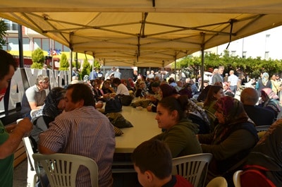 Ayancık'ta Vatandaşlara Aşure İkram Edildi