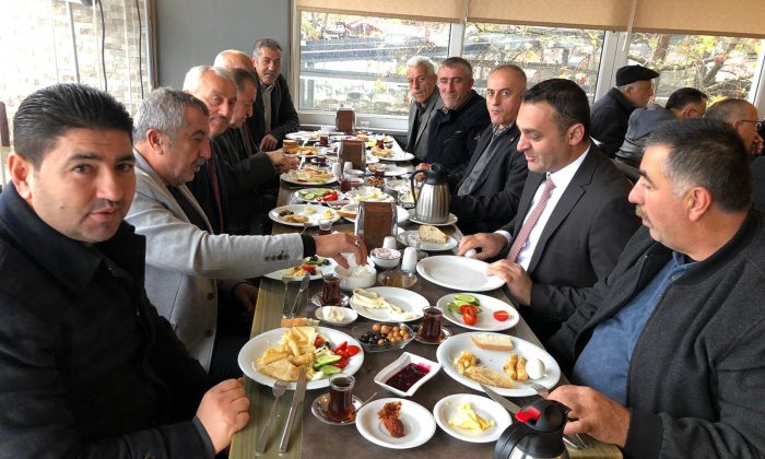 “CHP’li Barış Karadeniz Muhtarlarla Buluştu”