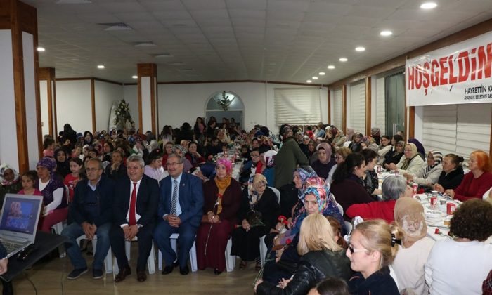 Ayancık’ta Anneler Günü Kutlandı