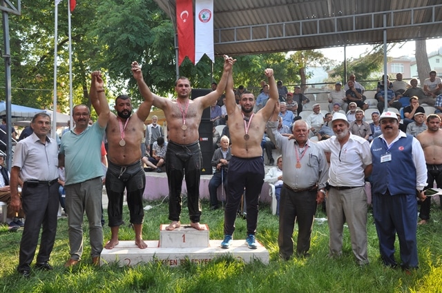 Geleneksel 54. Dikmen Yağlı Güreş Festivali Yapıldı