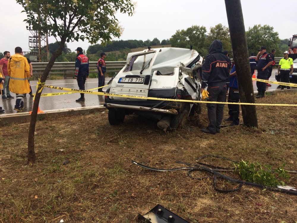 Sinop'ta Trafik Kazası 1 Ölü 3 Yaralı