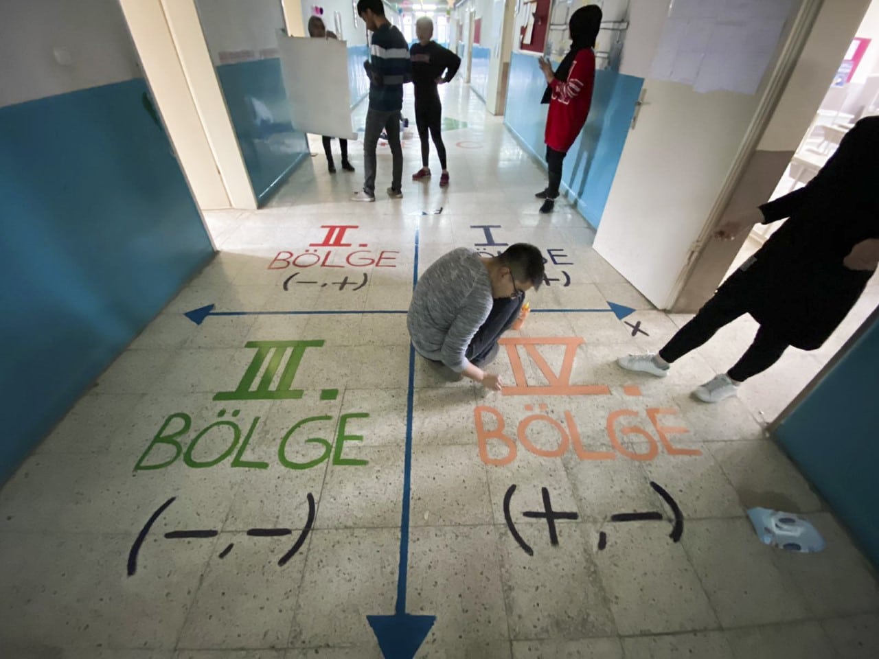 Bektaşağa Atatürk Ortaokulu'na Matematik Koridoru Oluşturuldu