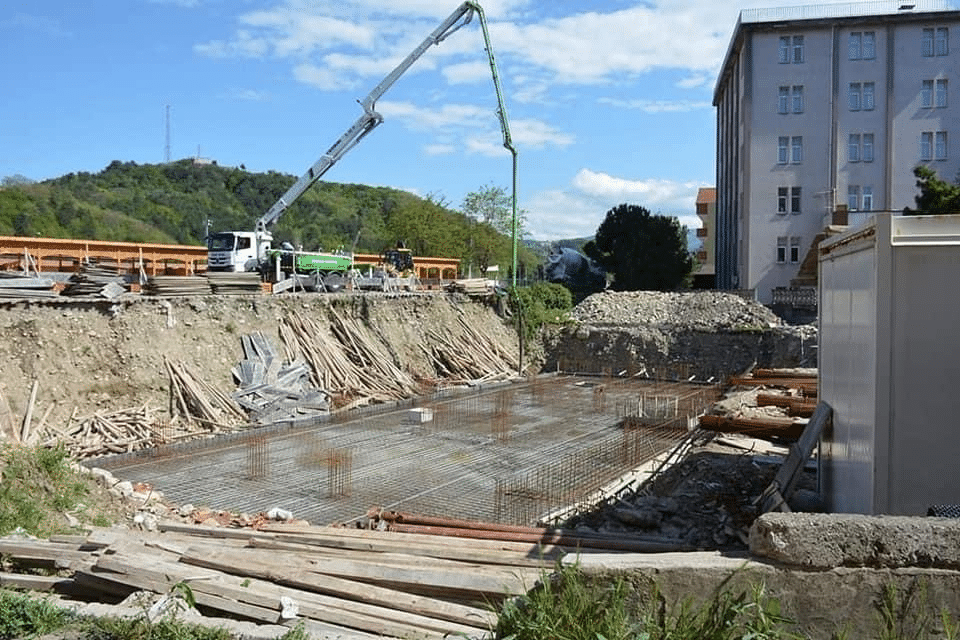 MAVİŞ, SİNOPUMUZDA 5 İLÇEMİZE İLERİ TEKNOLOJİYE SAHİP SAĞLIK MERKEZİ İNŞA EDİYORUZ