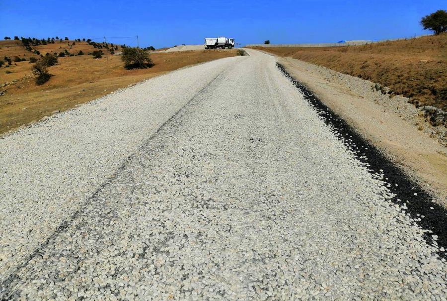 İL ÖZEL İDARESİ 260 KİLOMETRELİK YOLU ASFALTLA BULUŞTURDU