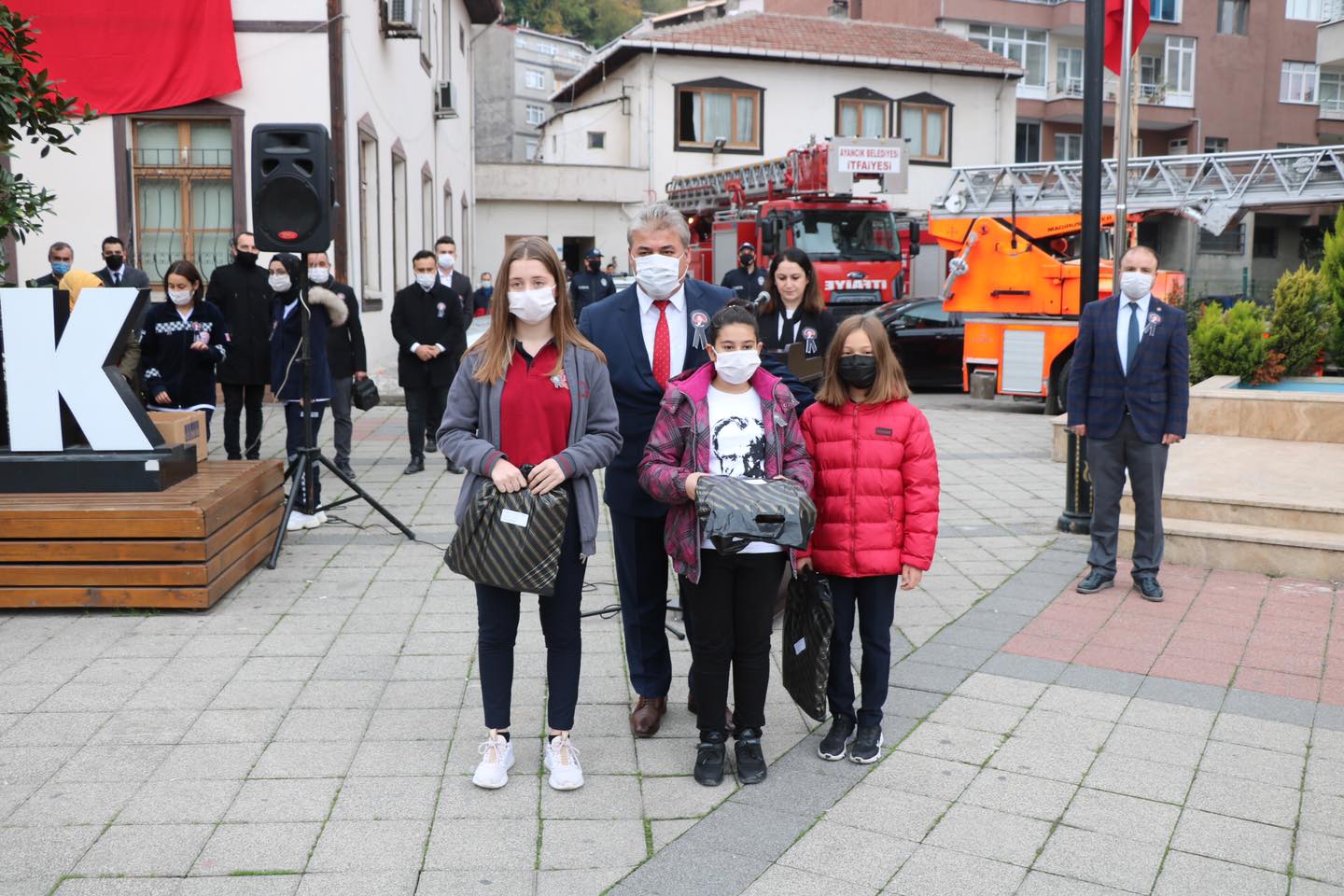 Ayancık'ta 10 Kasım Atatürk'ü Anma Töreni Düzenlendi