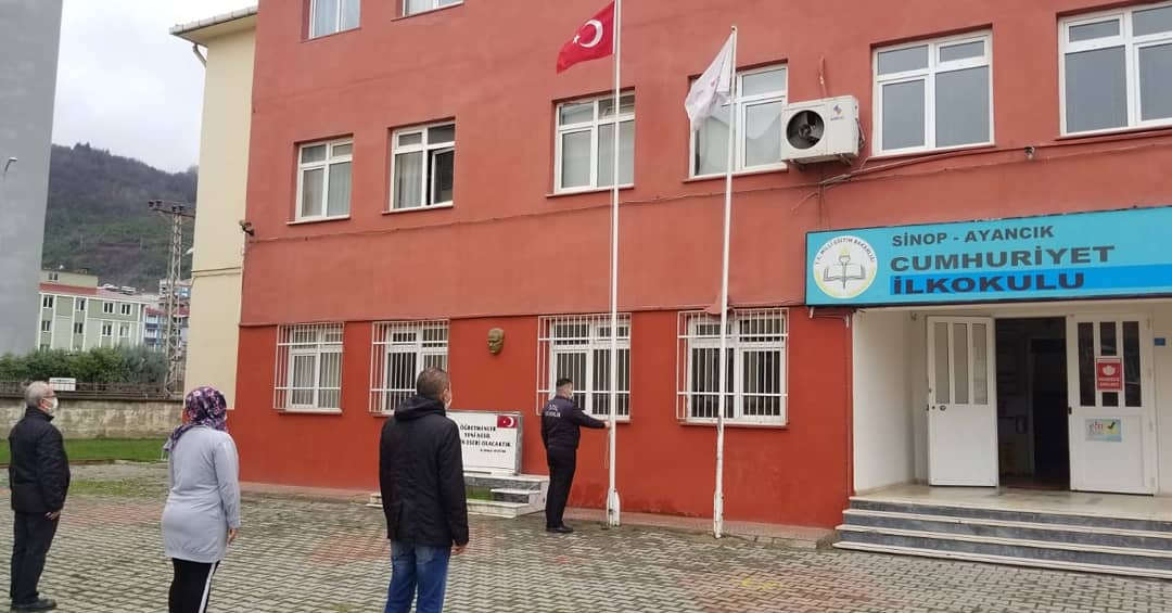 "Tek Nefes" Olduk, İstiklâl Marşımızı Coşkuyla Okuduk