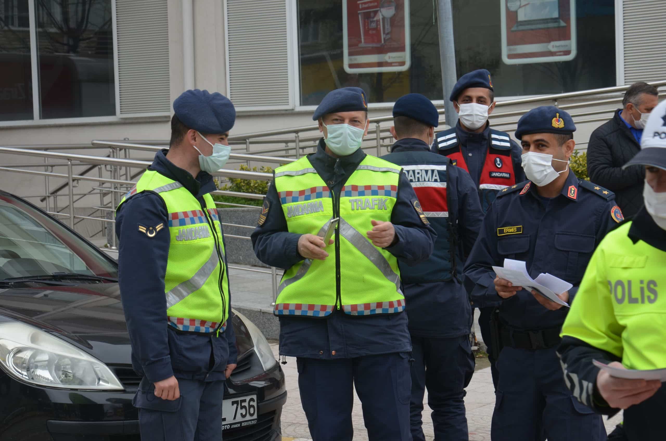 Ayancık’ta ''Yaya önceliği kırmızı çizgimizdir'' mesajı verildi