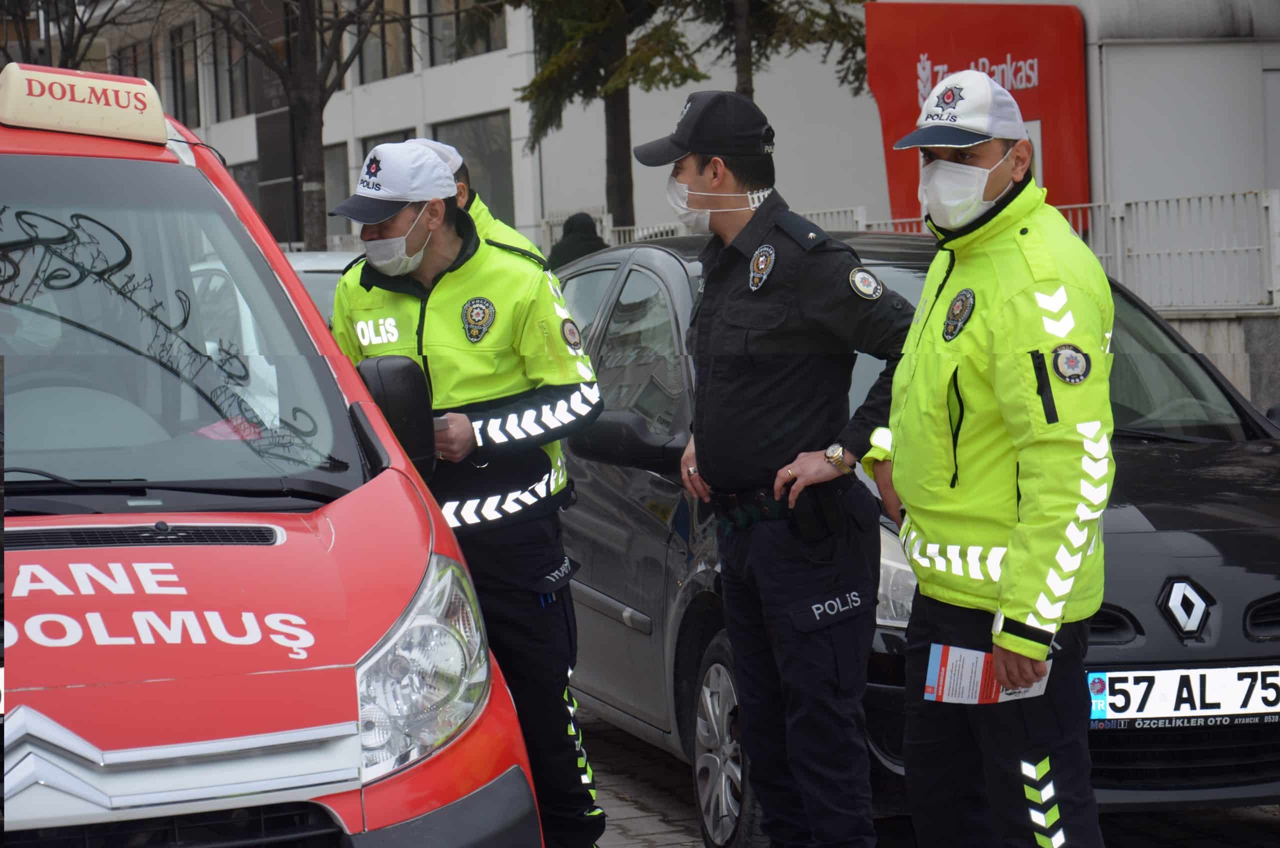 Ayancık’ta ''Yaya önceliği kırmızı çizgimizdir'' mesajı verildi