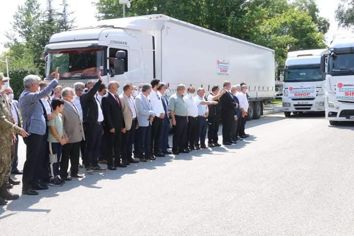 Erzincan'dan 5 Tır Yardım paketleri Yola Çıktı