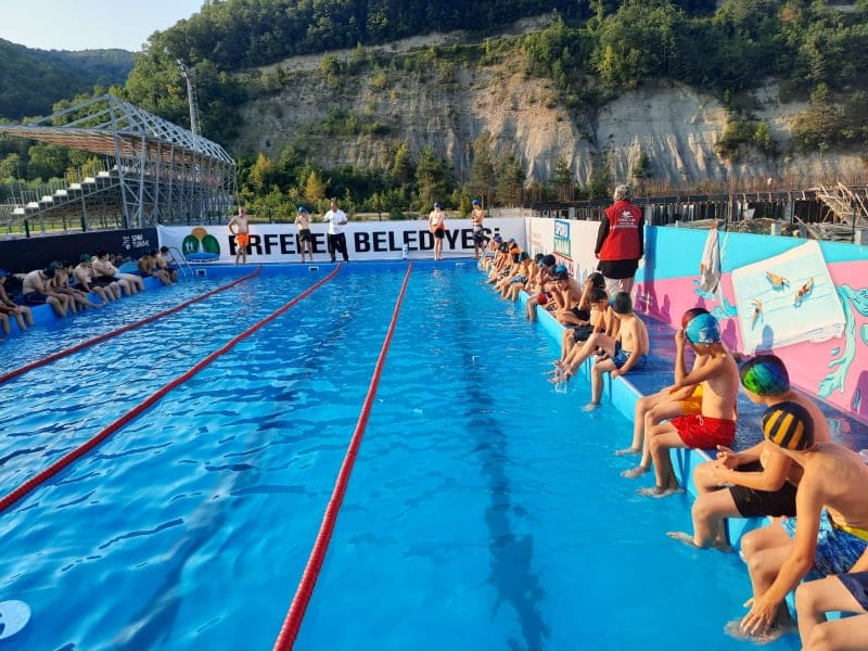 "Sinop'ta yüzme bilmeyen kalmayacak"