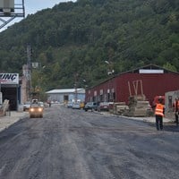 Ayancık Küçük Sanayi Sitesi'nde yollar yenileniyor