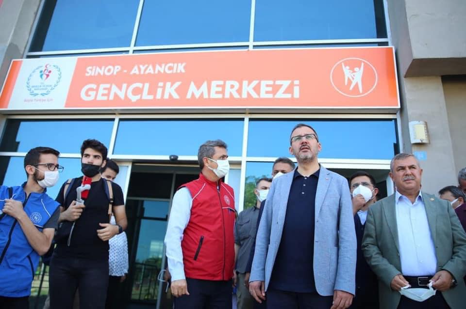 GENÇLİK VE SPOR BAKANI AYANCIK'TA