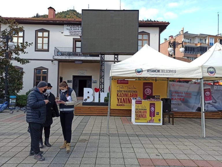 Ayancık'ta KADES standı Kuruldu