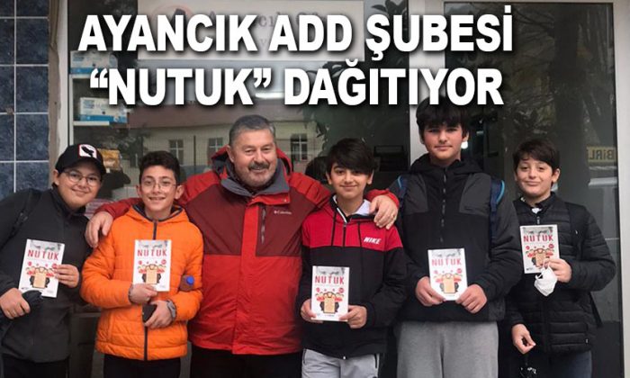 Ayancık ADD Şubesi Nutuk Dağıtıyor