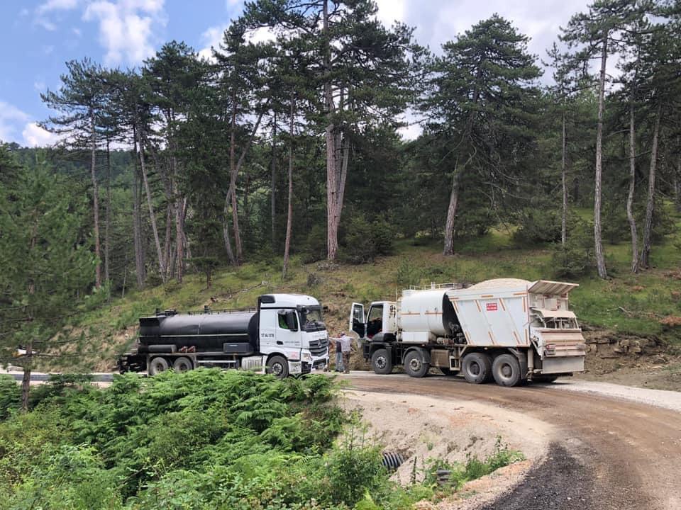 230 KM KÖY YOLU ASFALTLA BULUŞTURULDU