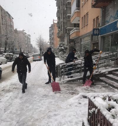 Ayancık'ta Yoğun Kar Mesaisi