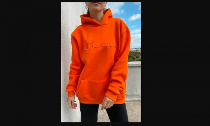 Kapşonlu Sweatshirt Kadın Tercihleri Nasıldır?
