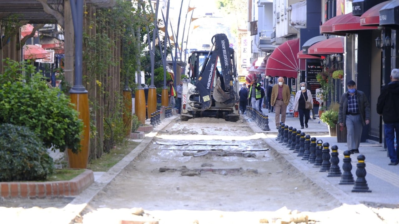 Sakarya Caddesi Yenileniyor