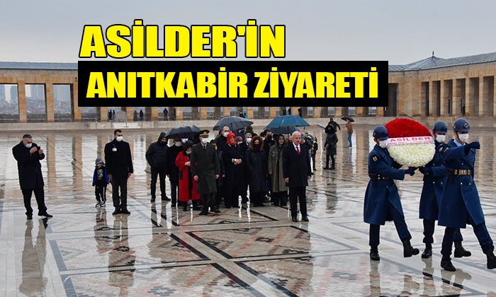 ASİLDER’İN ANITKABİR ZİYARETİ 