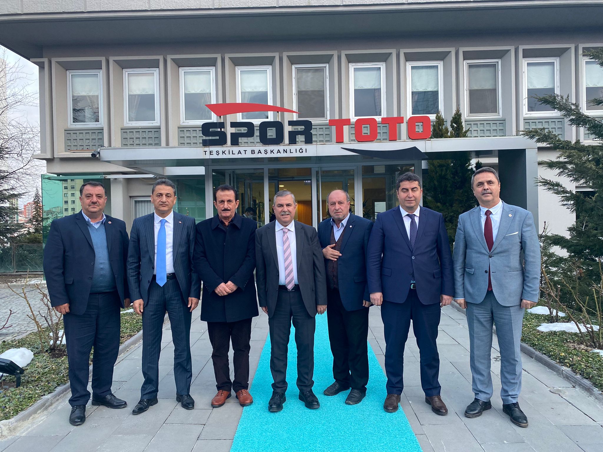 İMZALAR ATILDI: SİNOP’A 10 YENİ SPOR TESİSİ