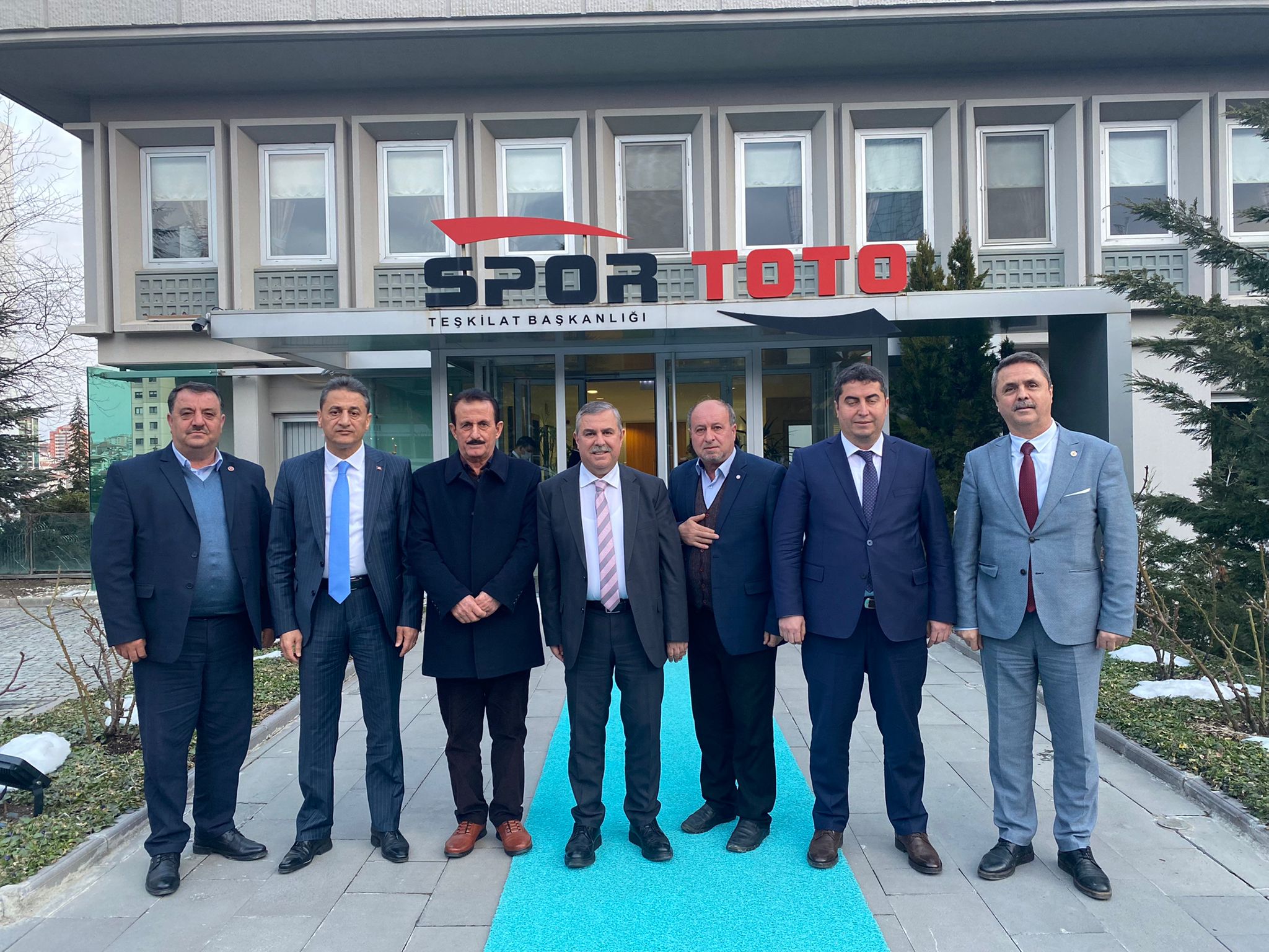 İMZALAR ATILDI: SİNOP’A 10 YENİ SPOR TESİSİ