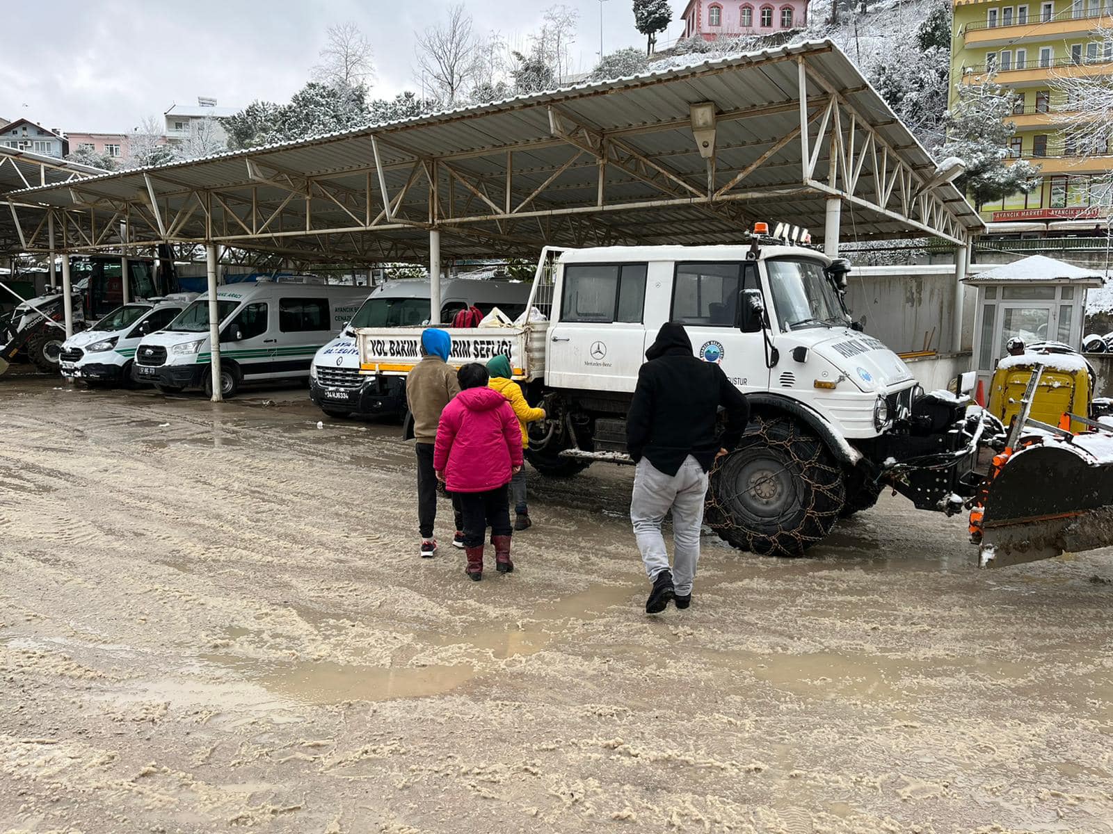 AYANCIK BELEDİYESİ’NİN ÖĞRENCİLERE DESTEĞİ SÜRÜYOR