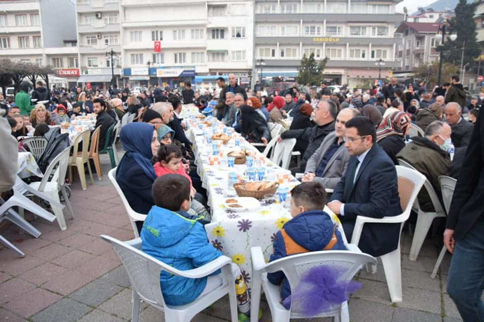 Ayancık'ta "Birlik ve Kardeşlik İftarı" düzenlendi