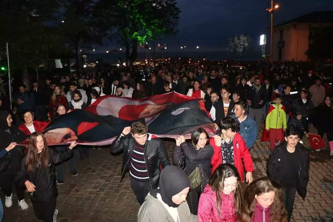 Ayancıklı Gençler "Gençlik Yürüyüşü"nde Buluştu