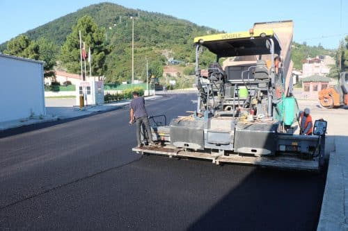 Ayancık'ta Tüm Mahalleler Asfalta Kavuşacak